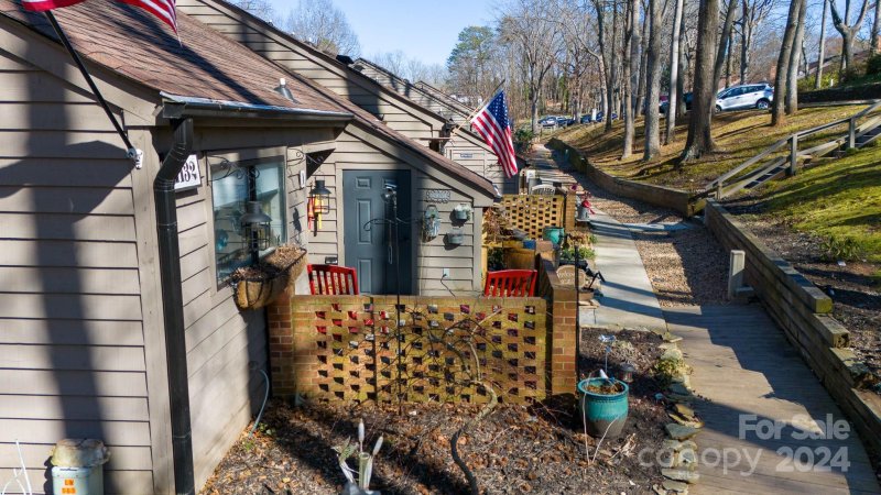 Property image 4 at 4132 Charlotte Highway, Lake Wylie, SC 29710