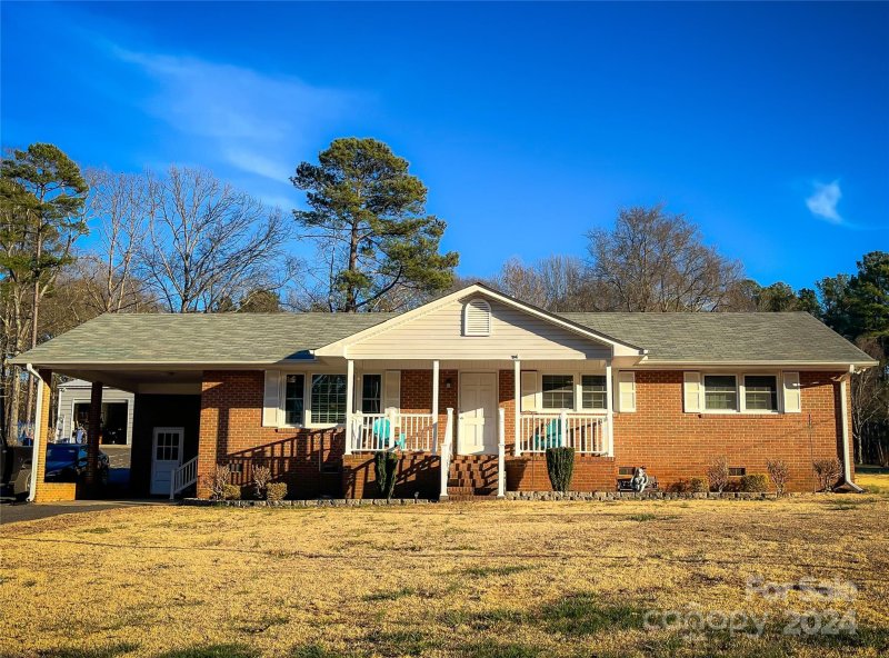 961 Belaire Drive