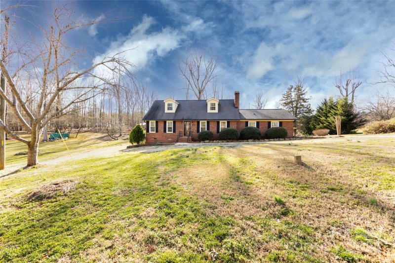 Property image 3 at 123 Mary Circle, Concord, NC 28025