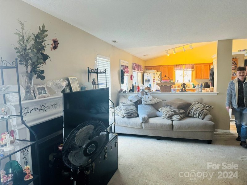 Property image 2 at 9108 Shenington Place, Charlotte, NC 28216