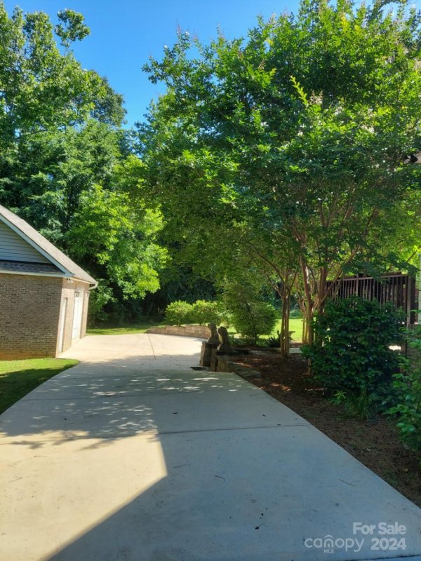 Property image 3 at 704 Creekbridge Drive, Rock Hill, SC 29732