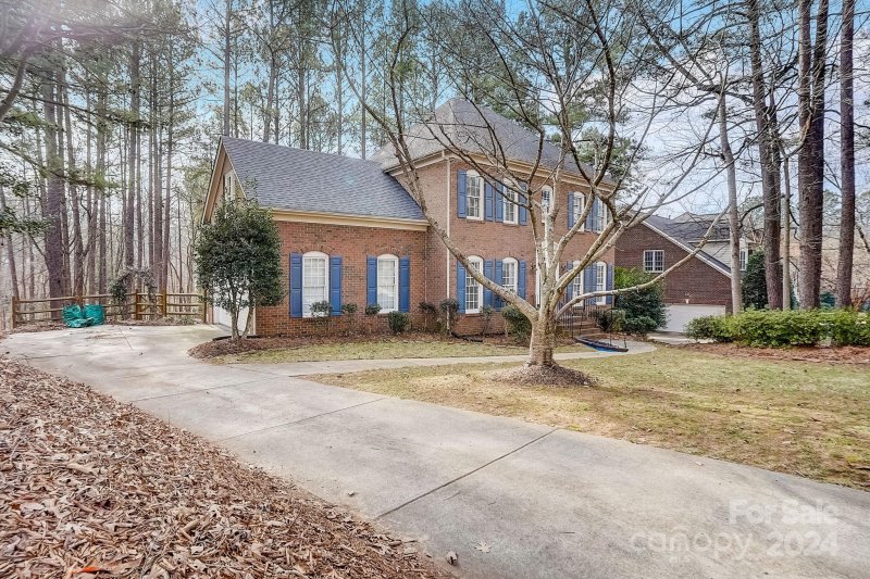 Property image 3 at 4310 Mountain Cove Drive, Charlotte, NC 28216