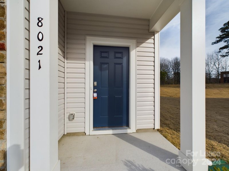 Property image 2 at 8021 Murray Branch Drive, Charlotte, NC 28216