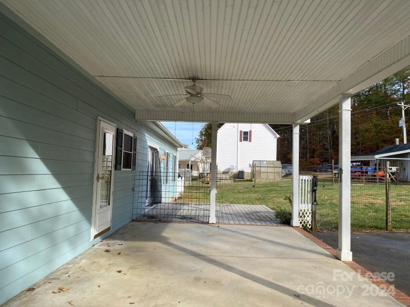 Property image 4 at 8735 Popular Lane, Sherrills Ford, NC 28673