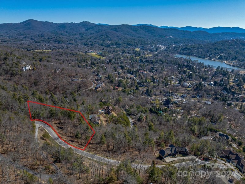 Property image 4 of 159 Senator Reynolds Road in Reynolds Mountain, Asheville, NC 28804