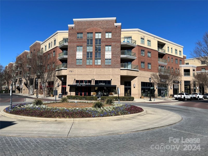 721 Governor Morrison Street