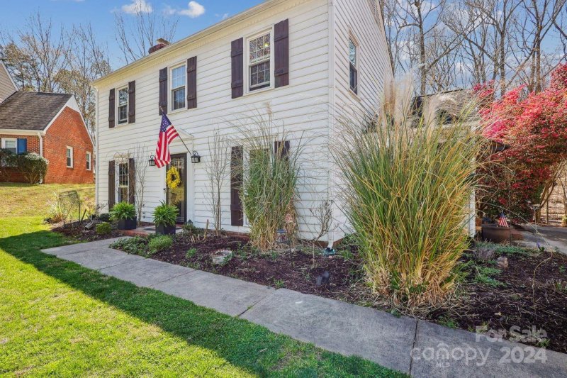 Property image 3 at 904 Jaywood Lane, Matthews, NC 28105