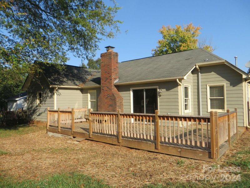 Property image 2 at 14016 Carriage Lake Drive, Charlotte, NC 28273