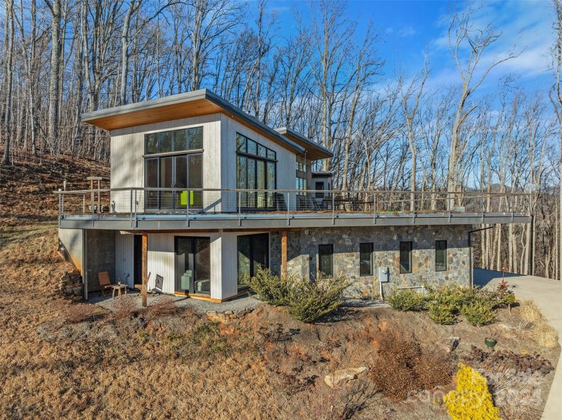 Property image 5 at 17 Samuel Ashe Drive, Asheville, NC 28805