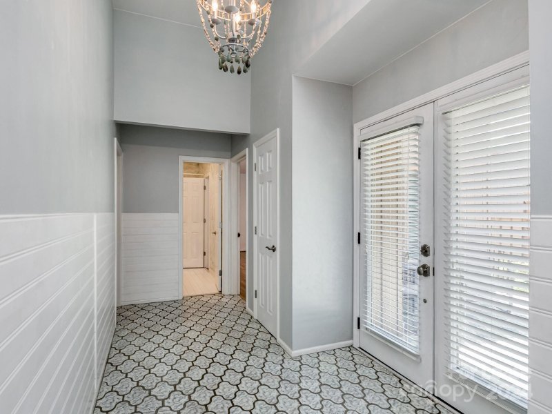 Property image 5 at 5110 Dunes Court, Charlotte, NC 28226