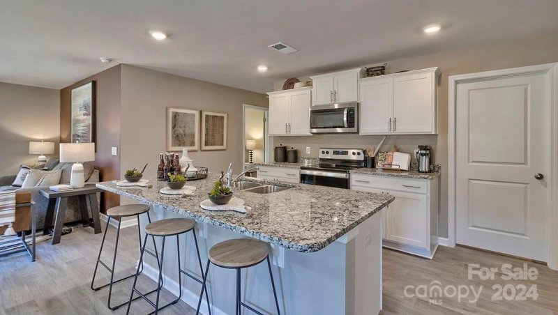 Property image 4 at 1811 Bright Hope Lane, Dallas, NC 28034