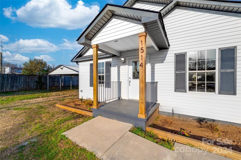 Property image 3 at 1514 Westover Street, Lowell, NC 28098