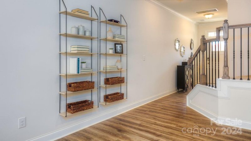 Property image 4 at 226 Creekview Road, Hendersonville, NC 28792