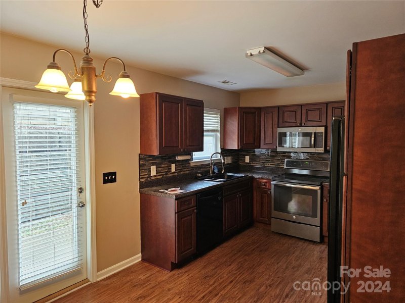 Property image 5 at 7 Amersham Lane, Fletcher, NC 28732