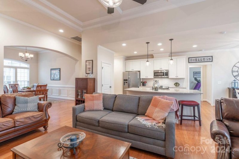 Property image 2 at 945 Brookdale Lane, Stanley, NC 28164