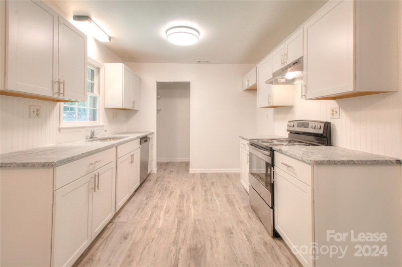 Property image 4 at 614 Teresa Circle, Waxhaw, NC 28173