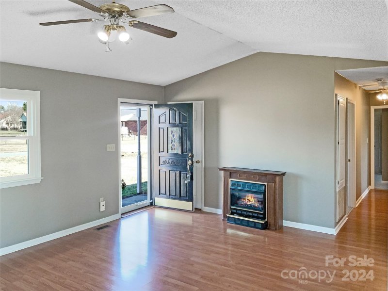 Property image 3 at 108 Caribou Drive, Statesville, NC 28625