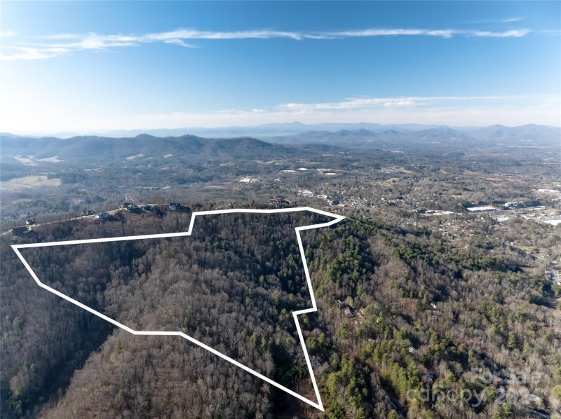 The Summit at Hamburg Mtn., Weaverville Community