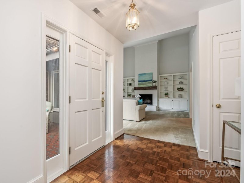 Property image 5 at 5315 Wingedfoot Road, Charlotte, NC 28226