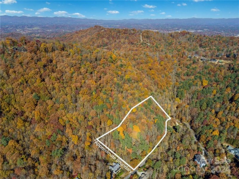 Property image 5 at 999 Robinhood Road, Asheville, NC 22804