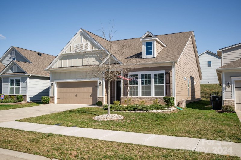 178 Hanks Bluff Drive