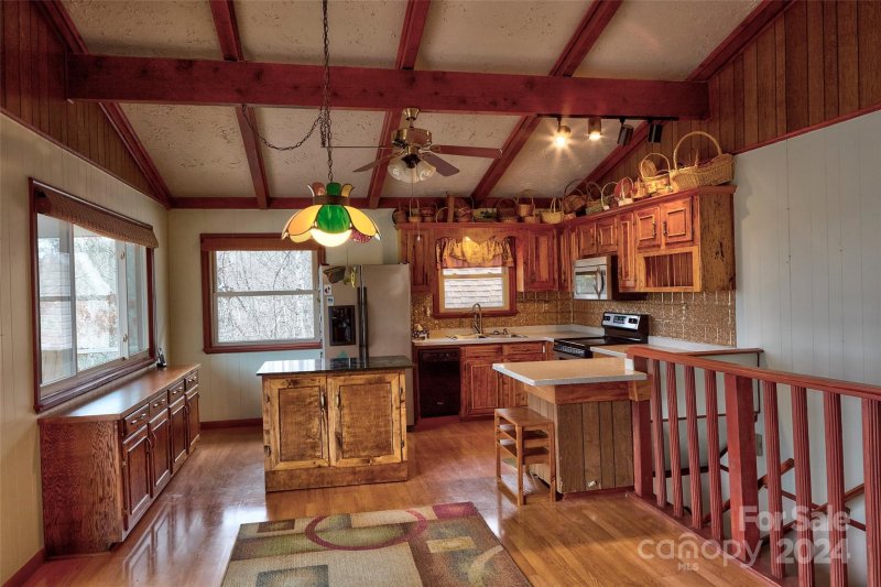 Property image 3 at 344 Pine Ridge Trail, Almond, NC 28702