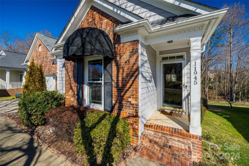 Property image 2 at 11945 Song Sparrow Lane, Charlotte, NC 28269