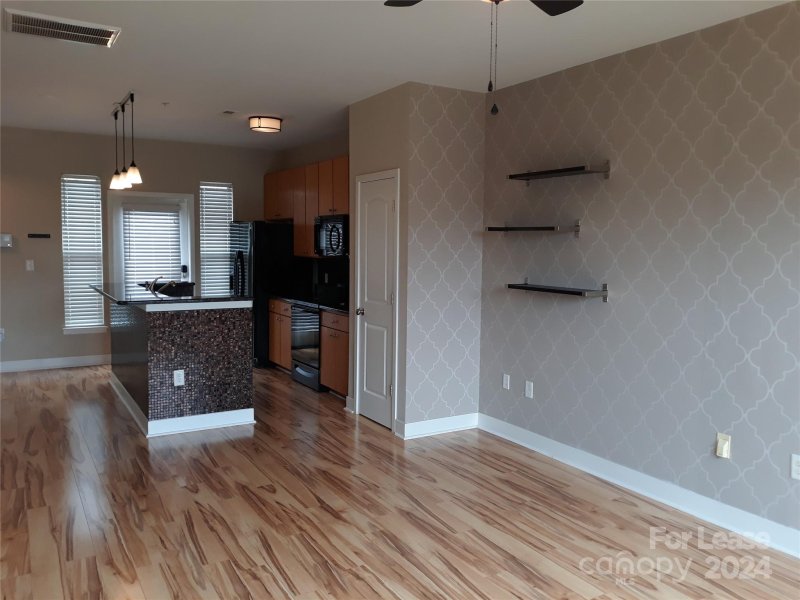 Property image 3 at 849 Seigle Point Drive, Charlotte, NC 28204