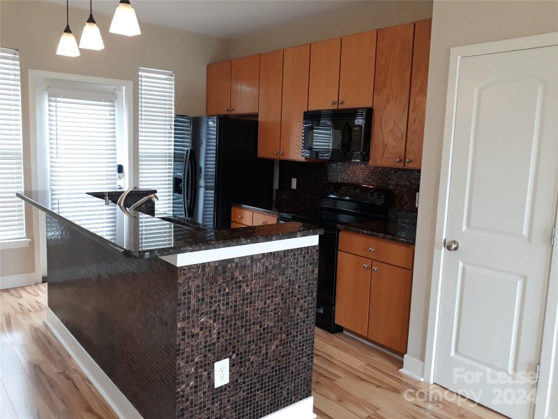 Property image 4 at 849 Seigle Point Drive, Charlotte, NC 28204