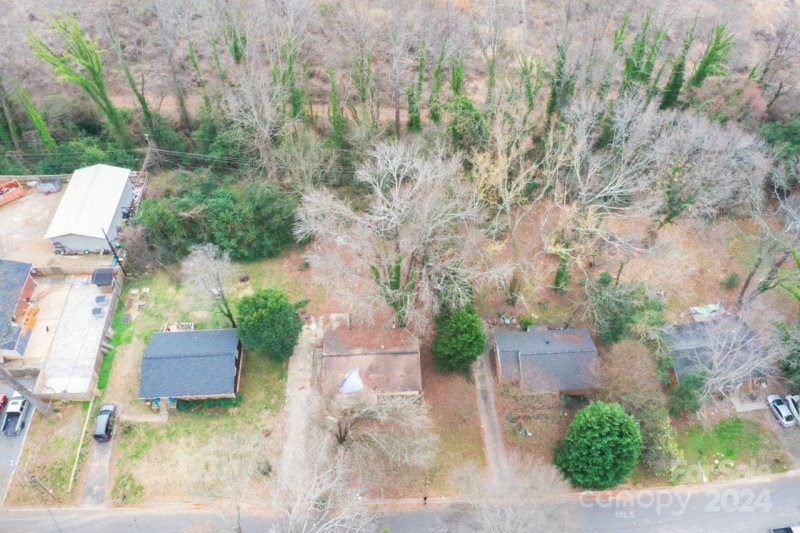 Property image 4 at 5117 Queen Anne Road, Charlotte, NC 28217