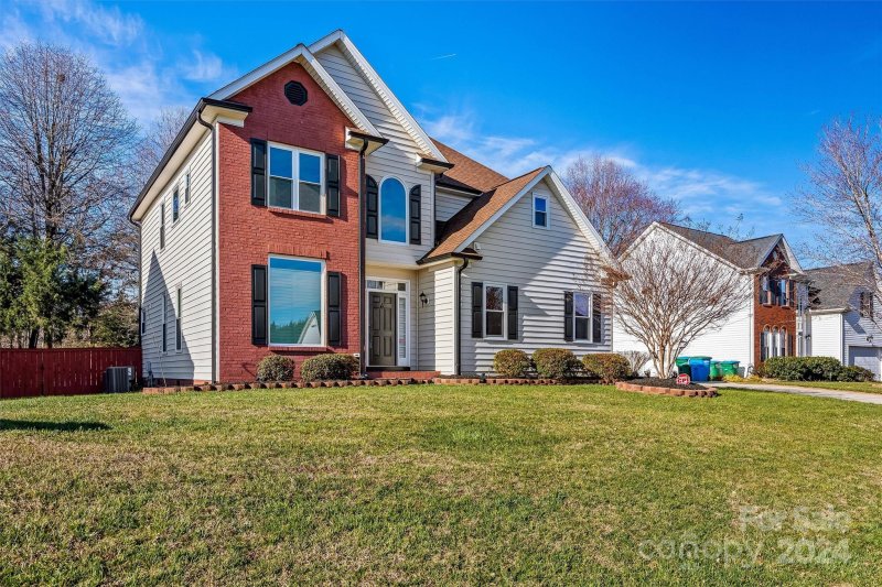 Property image 3 at 14832 Rexford Chase Court, Matthews, NC 28104