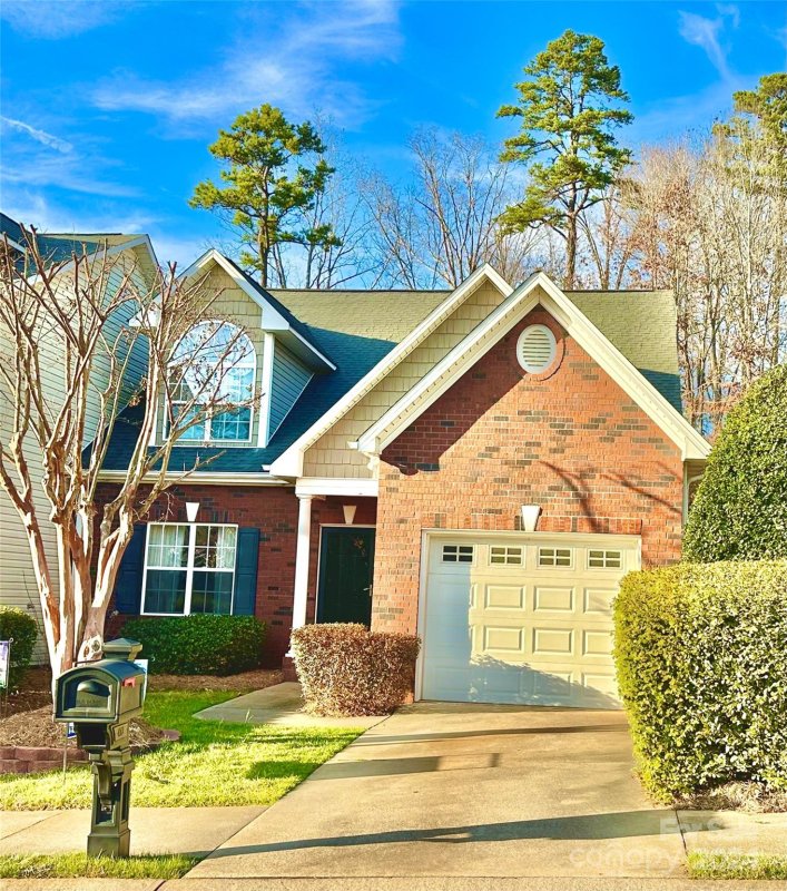 4762 Braxton Gate Lane