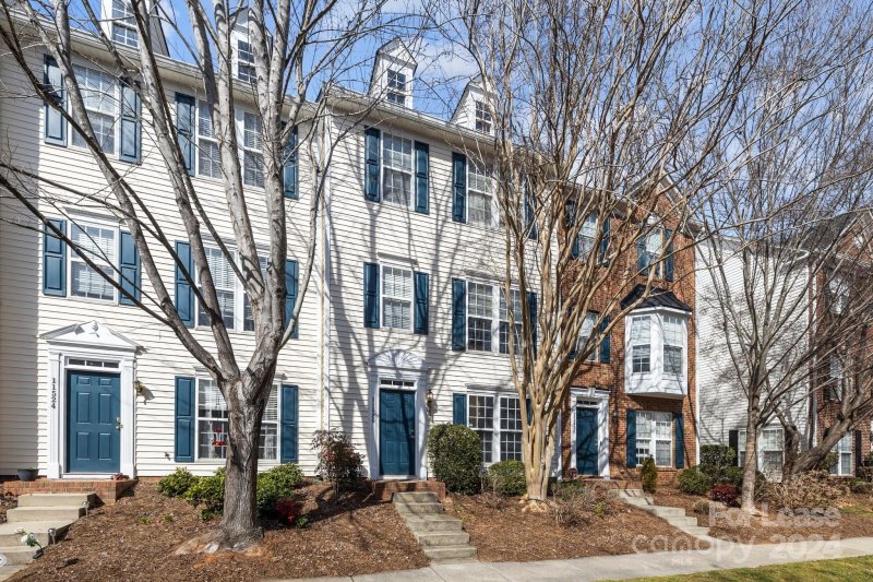 Property image 2 at 11520 Destin Lane, Charlotte, NC 28277