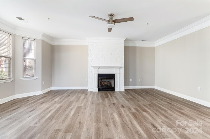 Property image 4 at 14127 Richmond Park Avenue, Charlotte, NC 28277