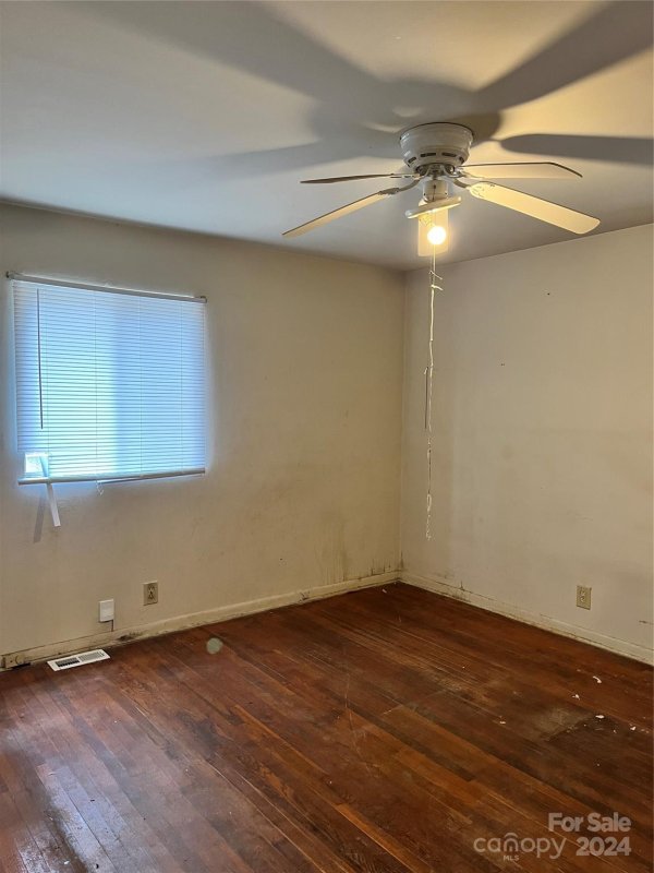 Property image 4 at 915 Yellowstone Drive, Charlotte, NC 28208