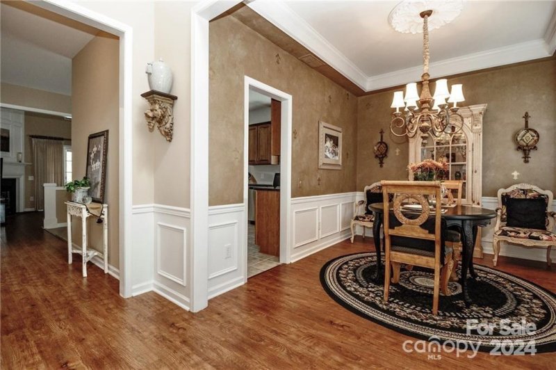 Property image 2 at 10327 Threatt Woods Drive, Charlotte, NC 28277