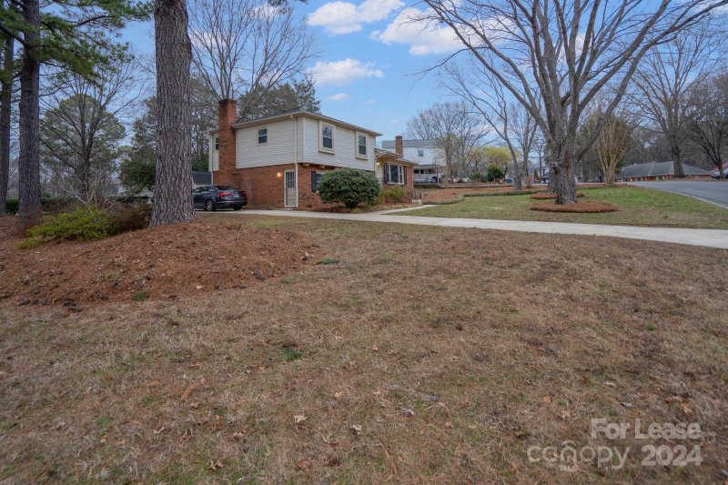 Property image 2 at 10932 Osprey Drive, Charlotte, NC 28226