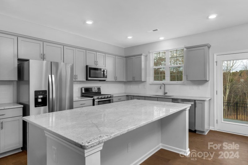 Property image 2 at 3201 Glenn Hope Way, Matthews, NC 28104