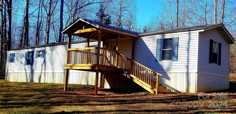 Property image 2 at 233 Starlight Drive, Lincolnton, NC 28092