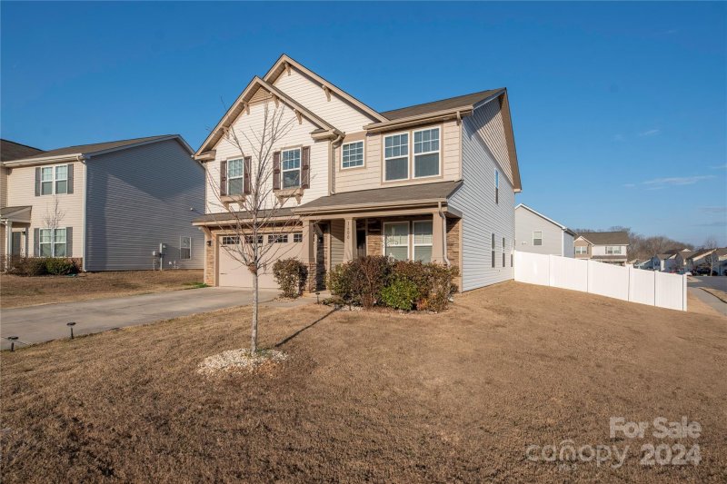 Property image 2 at 1600 Sandhill Oak Court, Landis, NC 28088
