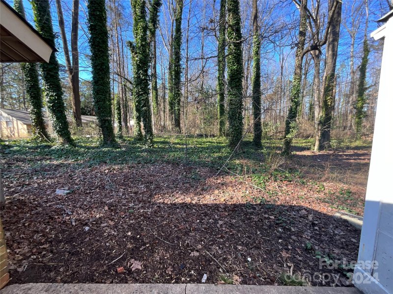 Property image 3 at 4608 Highlake Drive, Charlotte, NC 28215