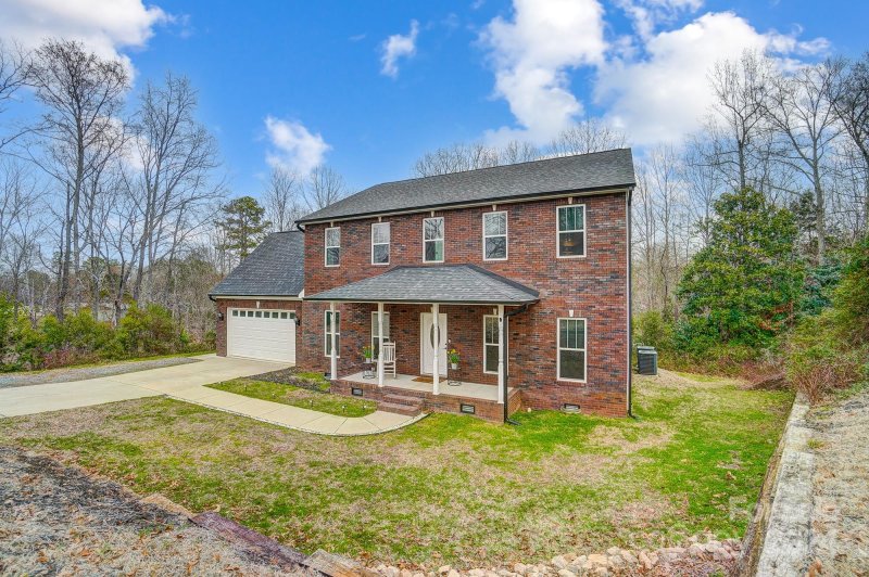 Property image 2 at 84 Mcarthur Avenue, Concord, NC 28025