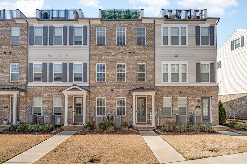 5056 Harrowsmith Lane