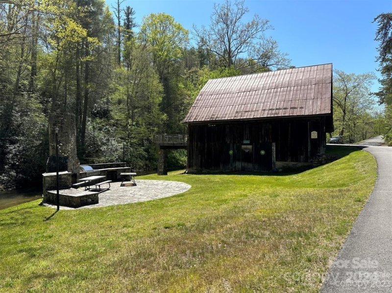 Property image 5 at 00 Highland Creek Drive, Marshall, NC 28753