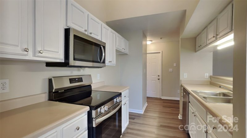 Property image 5 at 2525 Carya Pond Lane, Charlotte, NC 28212