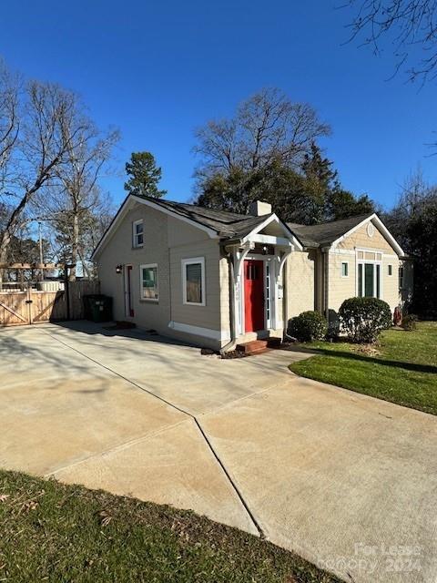 Property image 3 at 839 Mohigan Street, Charlotte, NC 28205