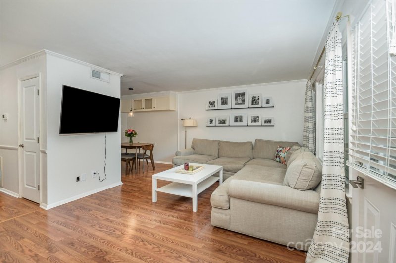 Property image 3 at 4605 Hedgemore Drive, Charlotte, NC 28209