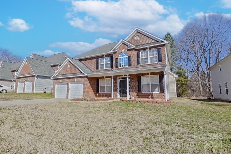 Property image 2 at 8512 Ridgeline Lane, Charlotte, NC 28269