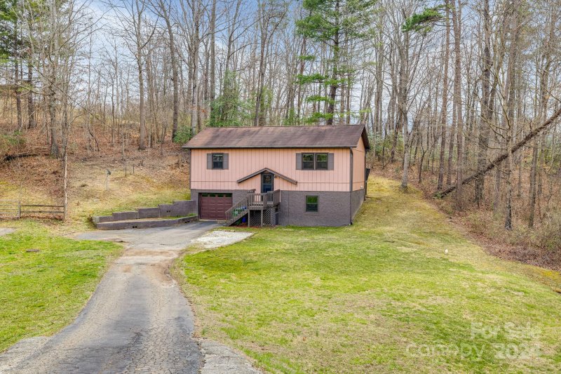 Property image 2 at 24 Harmon Circle, Asheville, NC 28803