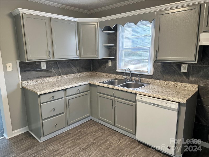 Property image 4 at 3942 Tillman Road, Charlotte, NC 28208